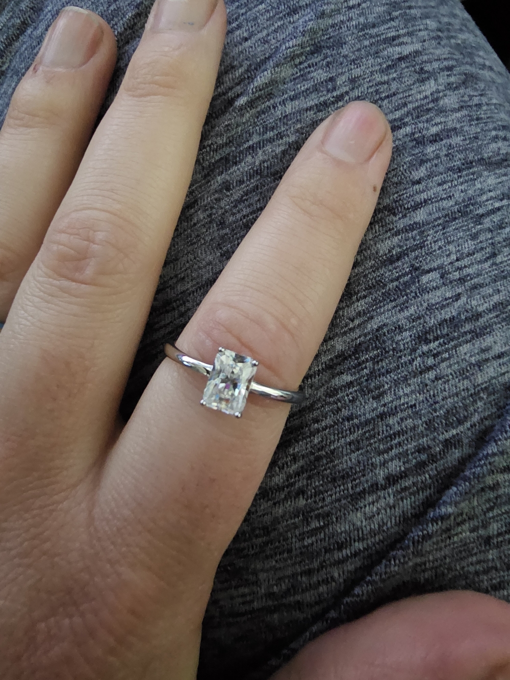 Classic VVS1 Moissanite  Solitaire Radiant-Cut Sterling Silver adjustable Ring